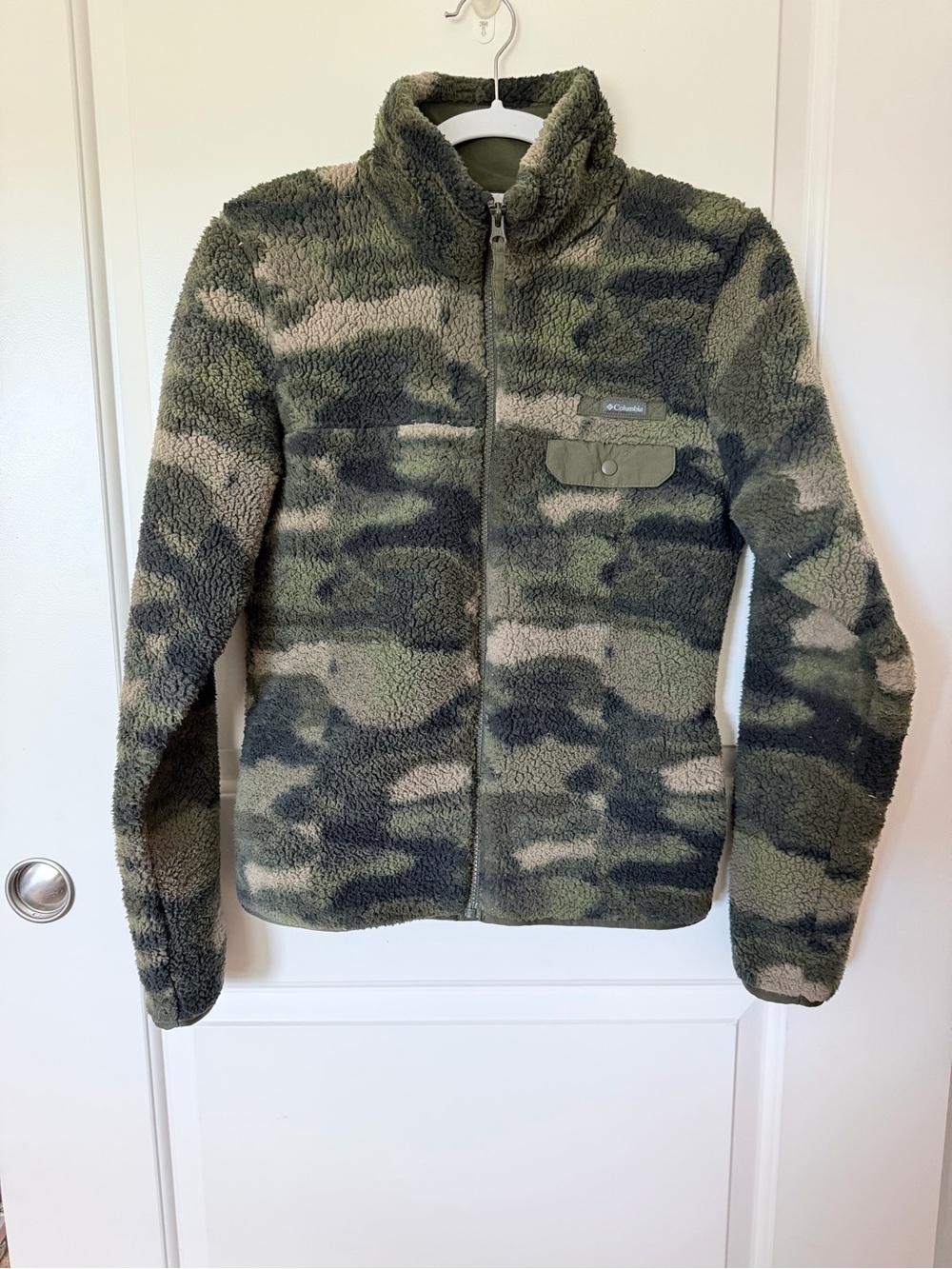 Columbia Women's Green Camo fleece Sherpa Jacket